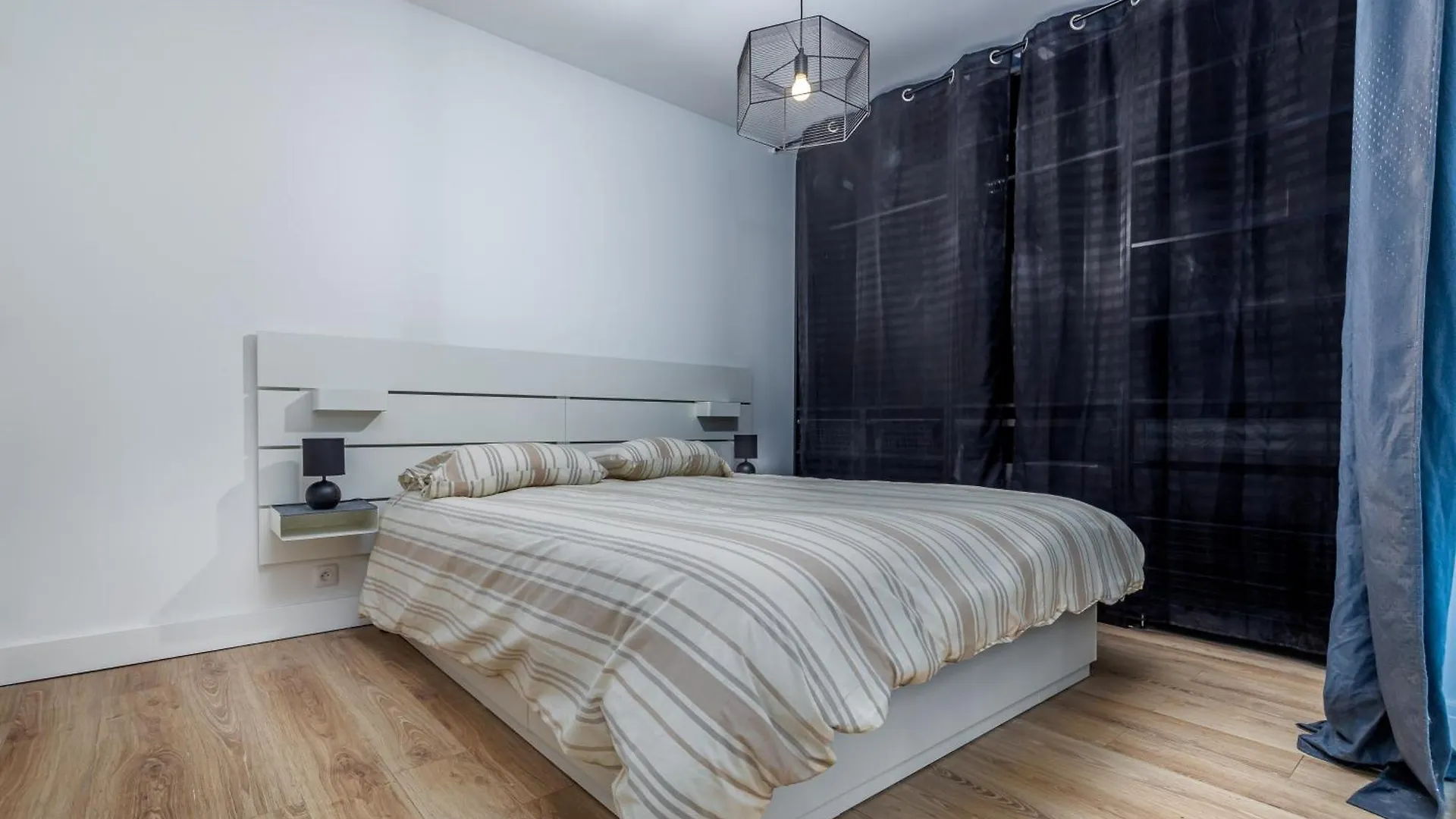 Apartamento Oasis Urbaine For 8 Near To Paris Villejuif Francia